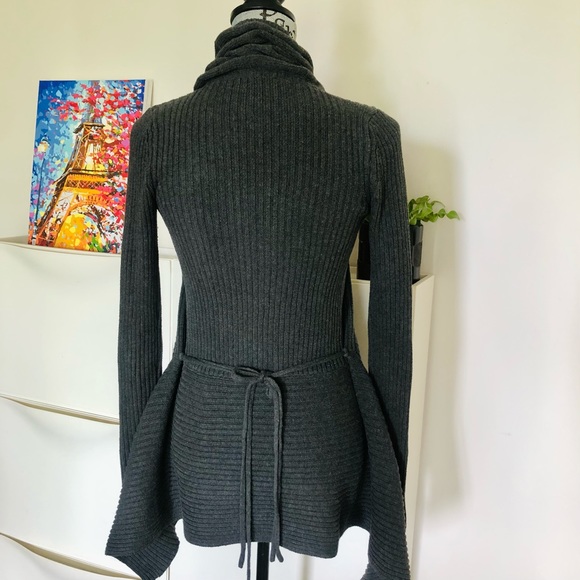 Stretchable Open Front Shaped Knit Cardigan - Picture 11 of 13